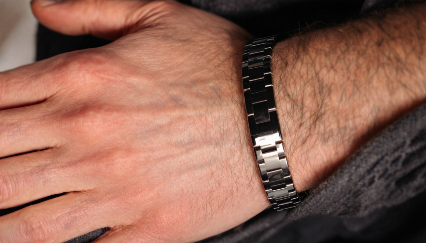 Guide pour sélectionner le parfait bracelet en argent pour hommes